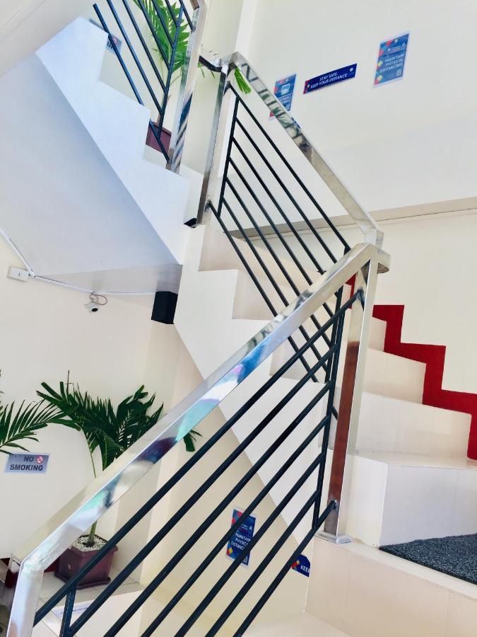 Jprime Apartelle Tuguegarao Extérieur photo