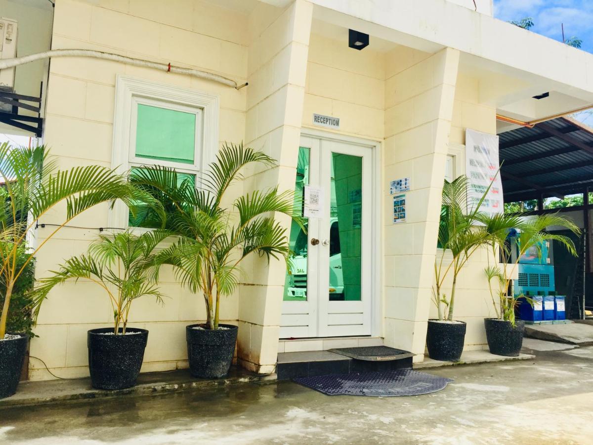 Jprime Apartelle Tuguegarao Extérieur photo