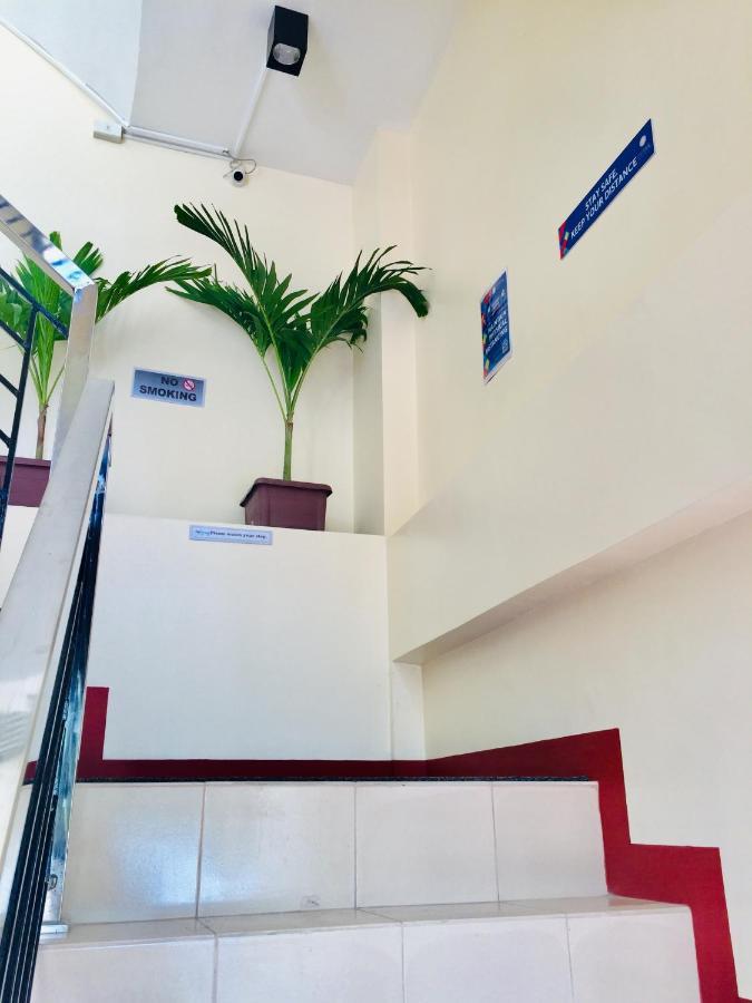 Jprime Apartelle Tuguegarao Extérieur photo