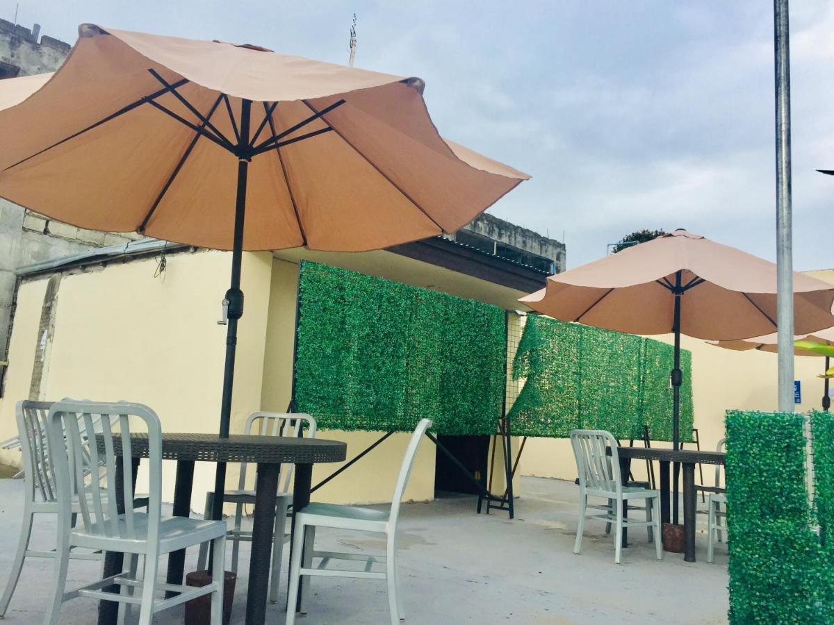 Jprime Apartelle Tuguegarao Extérieur photo