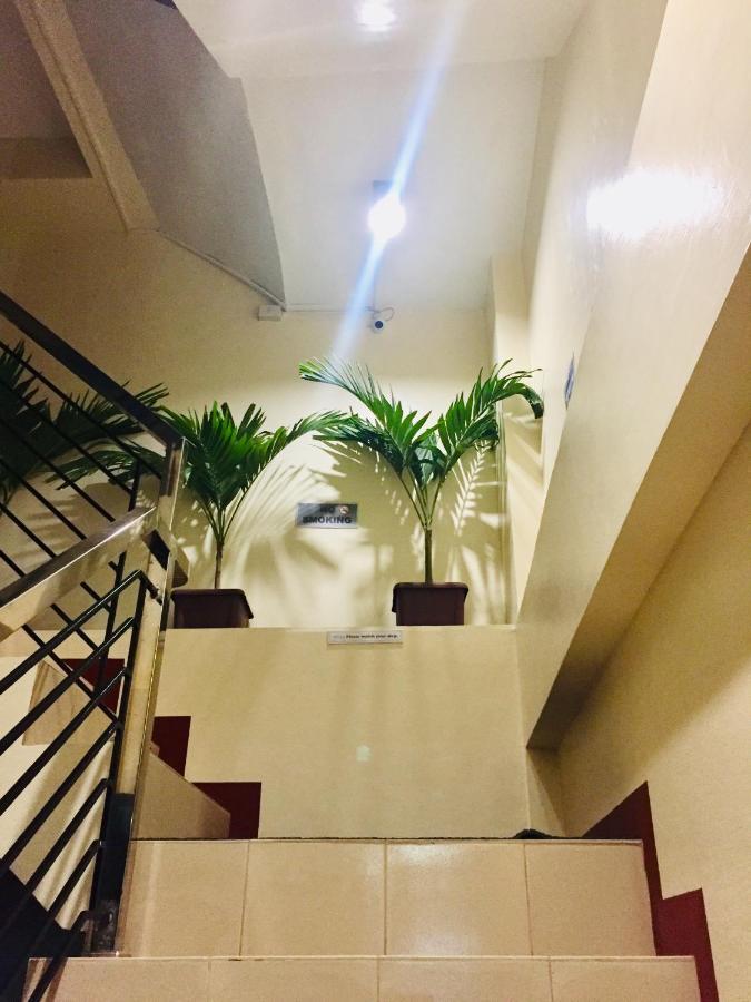 Jprime Apartelle Tuguegarao Extérieur photo